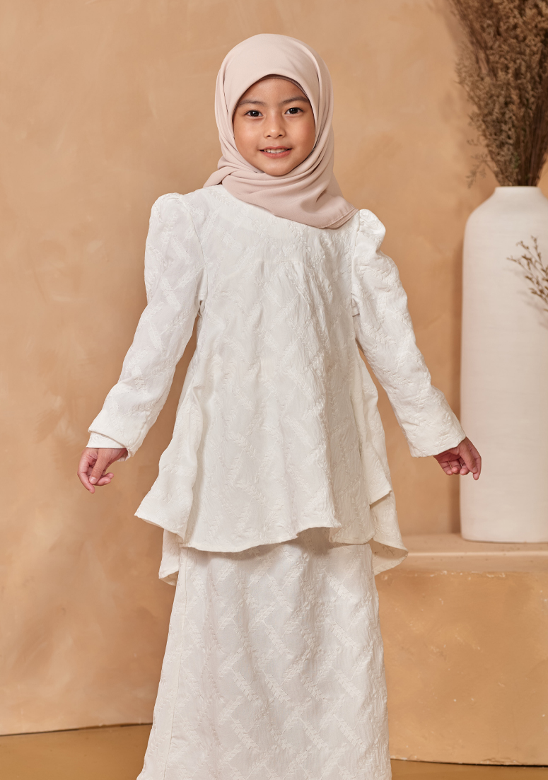 Kurung Daryna Kids - Off White&w=300&zc=1