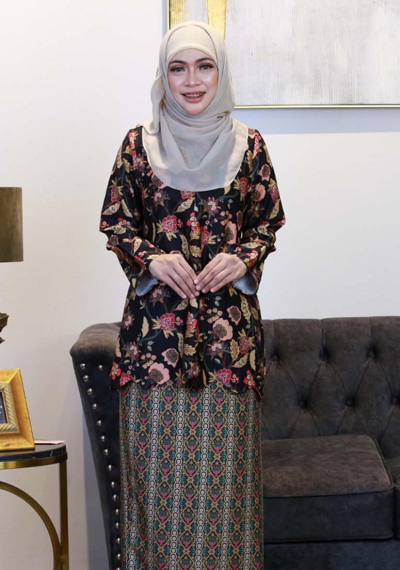 Kurung Dang Tiara Mini - Black