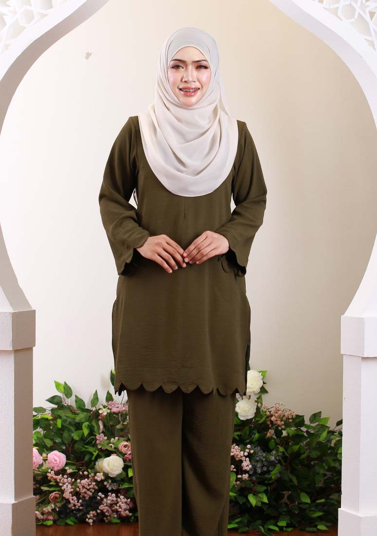 Suit Nur Scallop - Moss Green